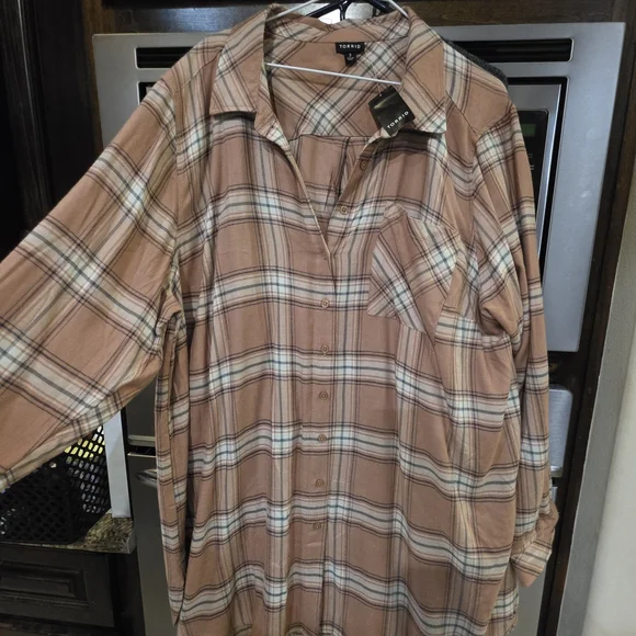 Torrid Tan Plaid Shirt New With Tags - Picture 5 of 8